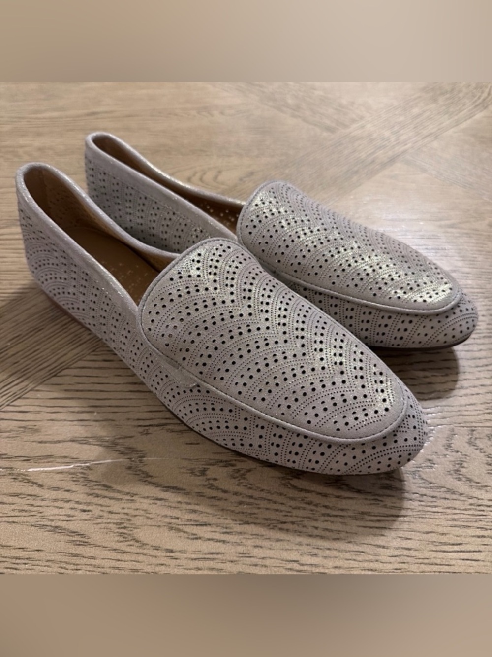 NYDJ DENVER BLUE BELL LEATHER PERFORATED LOAFERS SIZE 9